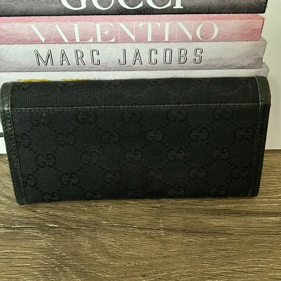 EUC black Gucci long wallet. - Picture 2 of 6